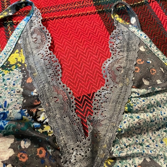 Urban Behavior printed camisole - Picture 4 of 4